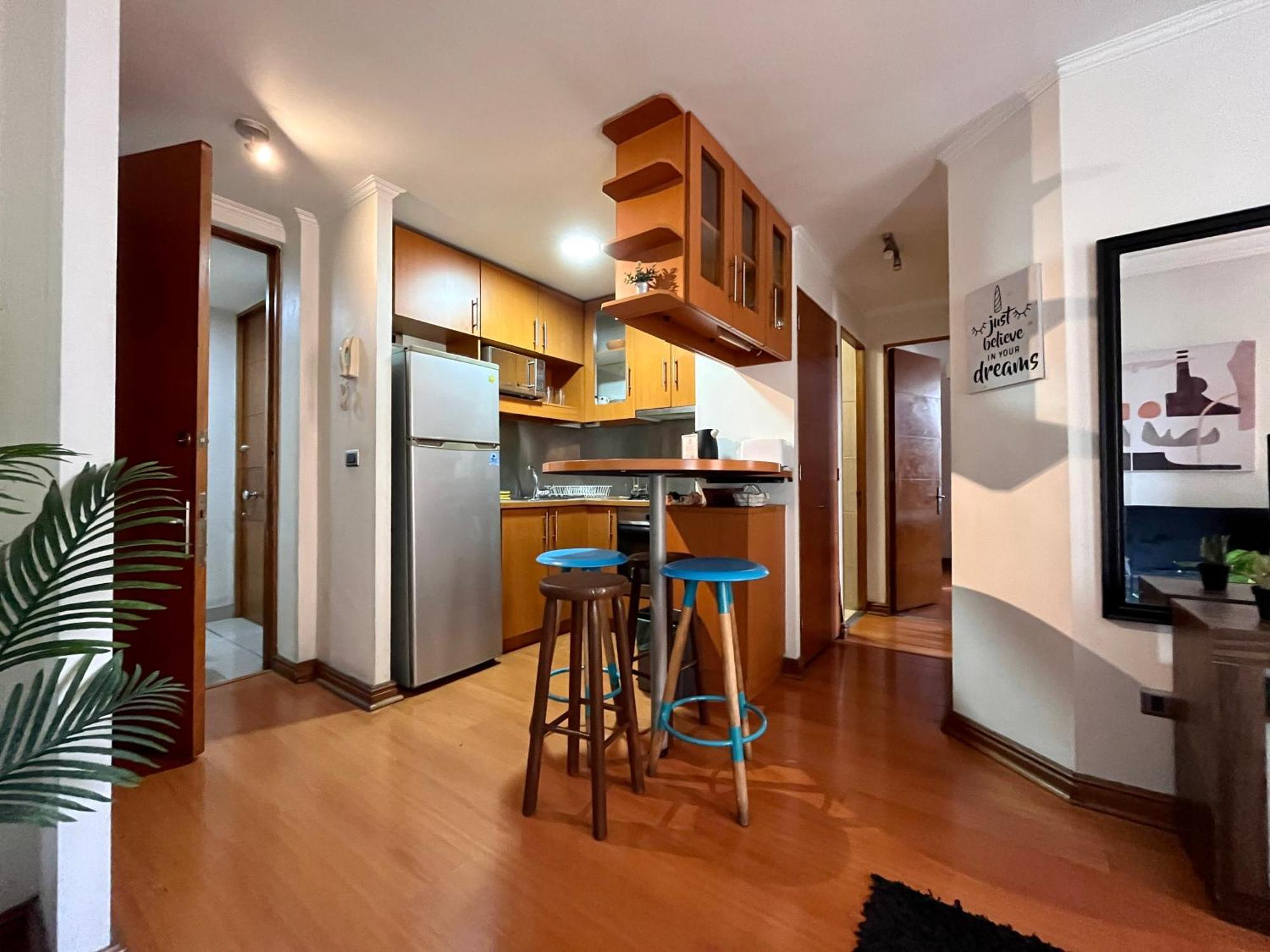 Apartamentos City Centro Los Leones Santiago Exterior photo
