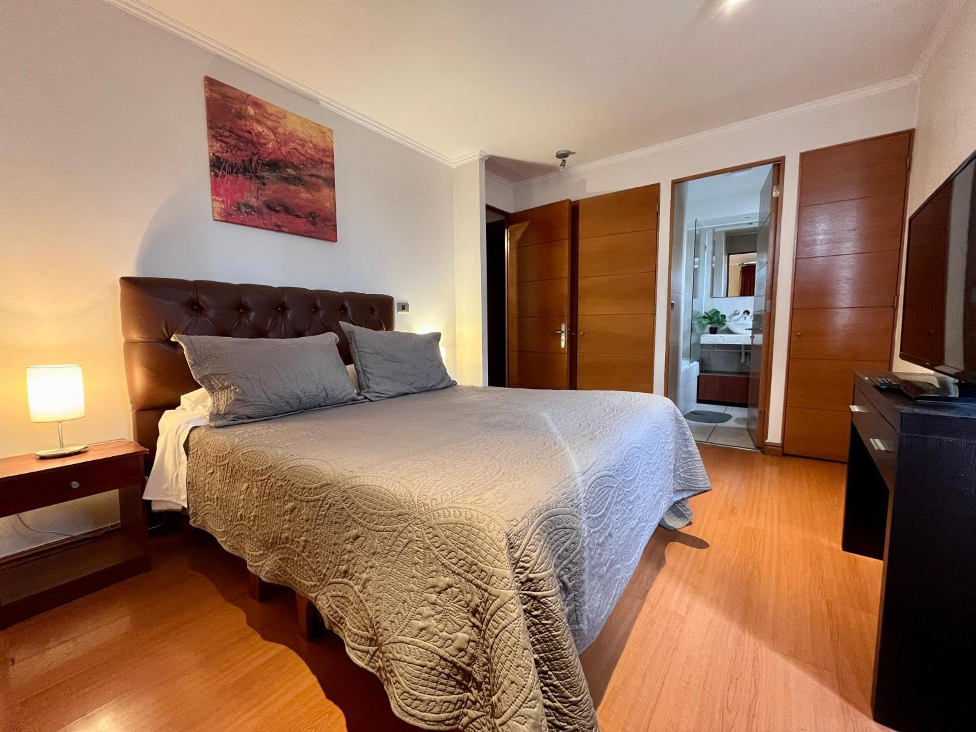 Apartamentos City Centro Los Leones Santiago Exterior photo